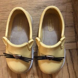 *** SOLD**** Well loved Mini Melissa cat shoes